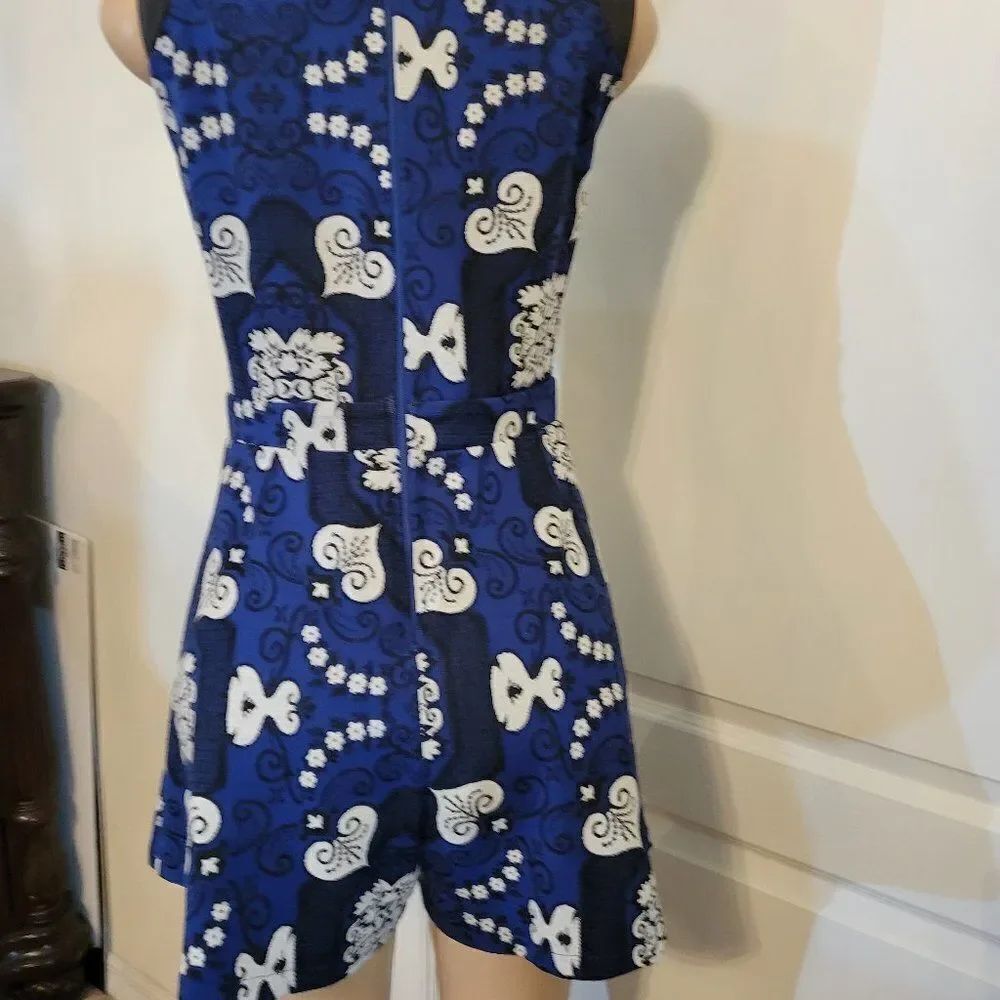 MOPLIS SLEEVELESS ZIPPER CLOSURE ROMPER - Picture 10 of 11
